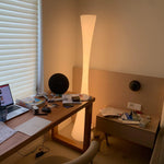 Bild in Gallery-Viewer laden, Romantische einfache weiße Säulen-Stehlampe M27