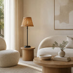 Charger l'image dans la visionneuse de galerie, Rattan table lamp in a light natural living room