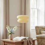 Cargar imagen en el visor de la Galería, Lámpara colgante Coloria Soft-Glow de cristal opalino: una lámpara colgante contemporánea para la sala de estar.