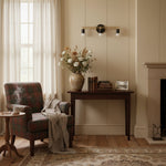 Bild in Gallery-Viewer laden, Mobilux Line Sleek Mehrkopf Badezimmer Wandleuchte – Designer Schminkspiegelwandleuchte mit Glasschirmen