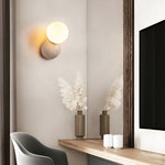 Bild in Gallery-Viewer laden, Travertin Runde Glas Wandlampe