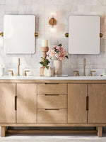 Cargar imagen en el visor de la Galería, Aplique Bravira de vidrio acanalado: lámpara de pared de latón y vidrio en estilos simple, doble y triple