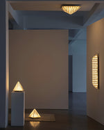 Bild in Gallery-Viewer laden, Fragment Tischlampe