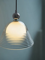 Cargar imagen en el visor de la Galería, Lámpara colgante Sunset – Pantalla de vidrio acanalado con técnica cromada - AFTERGLOW L1