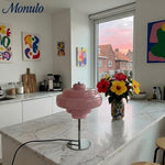 Cargar imagen en el visor de la Galería, Lámpara de mesa de cristal Koloro: moderna lámpara de niveles para espacios de estar o de trabajo