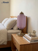 Charger l'image dans la visionneuse de galerie, Lampe de table Eloise en verre vintage