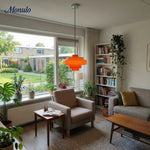 Cargar imagen en el visor de la Galería, Lámpara colgante Koloro con pantalla de vidrio coloreado: moderna lámpara de suspensión ajustable para interiores.