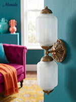 Charger l'image dans la visionneuse de galerie, Applique murale horizontale Eloise en verre style lanterne américaine vintage