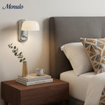 Cargar imagen en el visor de la Galería, Aplique de pared Crelina moderno de cristal lechoso para dormitorio o sala de estar