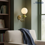 Charger l'image dans la visionneuse de galerie, Applique murale verticale en métal sculptural Radiara – applique murale sculpturale moderne pour salon et couloir