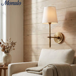 Cargar imagen en el visor de la Galería, Aplique de Pared con Pantalla de Tela Clásica Bryant Estilo Elegante - Iluminación de Mesita de Noche para Dormitorio