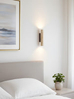 Bild in Gallery-Viewer laden, Velstrix Geometrische Wandleuchte - Moderne Travertin-Lampe fürs Schlafzimmer