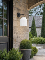 Bild in Gallery-Viewer laden, Hanton Modern Outdoor Sconce – Industrielle moderne Außenwandleuchte