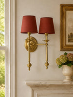 Cargar imagen en el visor de la Galería, Aplique de pared con pantalla de tela Rowan en cobre antiguo: lámpara vintage de lujo para interiores