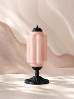 Bild in Gallery-Viewer laden, Eloise Scallop Glasschirm Vintage-inspirierte Tischlampe für Schlafzimmer und Wohnzimmer Akzentbeleuchtung