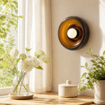 Bild in Gallery-Viewer laden, Coloria Wandleuchte mit gebogenem Glasschirm – Vintage-Wandleuchte aus bernsteinfarbenem Glas für Wohnbereiche und Hotels