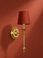 Cargar imagen en el visor de la Galería, Aplique de pared con pantalla de tela Rowan en cobre antiguo: lámpara vintage de lujo para interiores