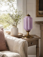 Bild in Gallery-Viewer laden, Eloise Scallop Glasschirm Vintage-inspirierte Tischlampe für Schlafzimmer und Wohnzimmer Akzentbeleuchtung