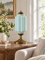 Bild in Gallery-Viewer laden, Eloise Scallop Glasschirm Vintage-inspirierte Tischlampe für Schlafzimmer und Wohnzimmer Akzentbeleuchtung