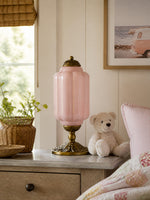 Bild in Gallery-Viewer laden, Eloise Scallop Glasschirm Vintage-inspirierte Tischlampe für Schlafzimmer und Wohnzimmer Akzentbeleuchtung