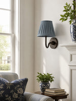 Charger l'image dans la visionneuse de galerie, Applique murale en tissu Luvora avec abat-jour tambour - Applique plissée classique