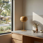 Cargar imagen en el visor de la Galería, Lámpara de mesa Clinco con diseño escultórico moderno en forma de seta: ideal para el salón o el dormitorio.