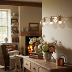 Charger l'image dans la visionneuse de galerie, Applique murale moderne en verre transparent Glorica Glass à 3 globes pour salle de bain, idéale pour la zone du miroir.