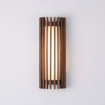 Cargar imagen en el visor de la Galería, Lámpara de pared Regina de nogal