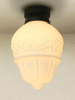 Charger l'image dans la visionneuse de galerie, Plafonnier fixe Art Déco en verre laiteux à boutons floraux