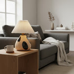 Charger l'image dans la visionneuse de galerie, Lampe de table plissée en tissu minimaliste Undara - Éclairage nordique moderne pour bureau à domicile et tables d'appoint