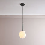 Cargar imagen en el visor de la Galería, Lámpara de techo escultórica de cristal facetado Talvior – Colgante minimalista ajustable para interiores del hogar