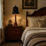 Charger l'image dans la visionneuse de galerie, floral fabric and carved wood table lamp