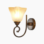 Charger l'image dans la visionneuse de galerie, 1-Light frosted glass wall sconce