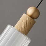Cargar imagen en el visor de la Galería, Natural copper ribbed cap and glass shade detail