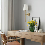 Bild in Gallery-Viewer laden, Meshara Wandleuchte - Moderne Metallleuchte für Wohnzimmer