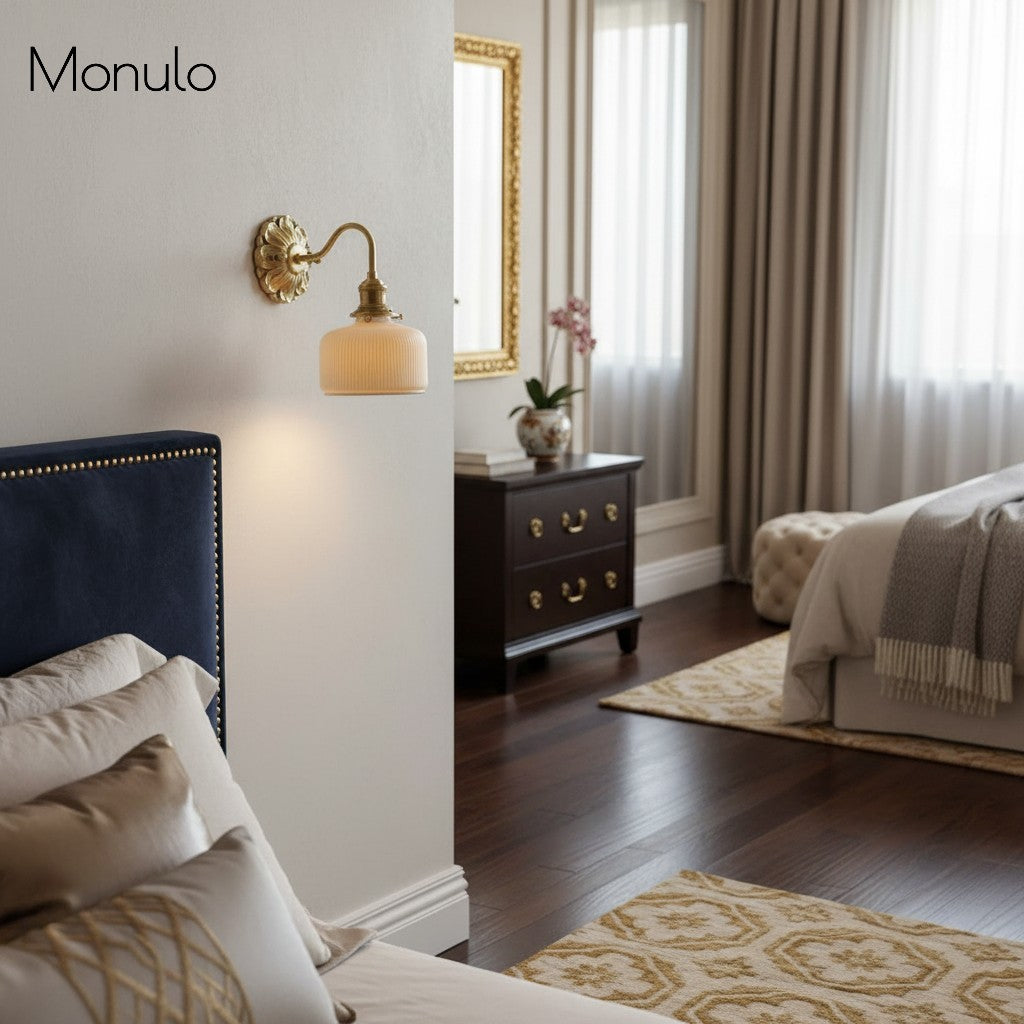 Applique murale en céramique nervurée Curvona avec bras incurvé - Luminaire d'intérieur moderne pour chambre, salon et couloir