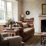 Bild in Gallery-Viewer laden, Radiro Globe Metall-Finish Wandlampe – Minimalistisches Design für Waschtisch und Flur