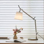 Charger l'image dans la visionneuse de galerie, Lampe de table Velthea