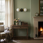 Bild in Gallery-Viewer laden, Lumio Globe Modern Geometric Wandlampe – Elegante Art Deco Schminkleuchte für Powder Room oder Flur