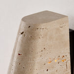 Bild in Gallery-Viewer laden, Close view of the natural beige travertine surface