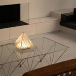 Bild in Gallery-Viewer laden, Fragment Tischlampe