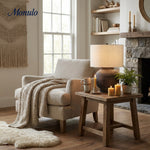 Charger l'image dans la visionneuse de galerie, Lampe de table Ceruna à base en céramique texturée avec abat-jour en tissu - Éclairage moderne de chevet pour chambre à coucher