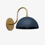 Cargar imagen en el visor de la Galería, Aplique de pared industrial de metal Curva - Brazo curvo de latón - Luminaria de cúpula martillada