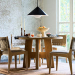 Cargar imagen en el visor de la Galería, Lámpara colgante cónica de metal Brivana: diseño minimalista moderno para comedores