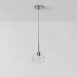 Cargar imagen en el visor de la Galería, Lámpara colgante Selvion con forma de globo de cristal - Estilo contemporáneo de bola de cristal