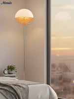 Charger l'image dans la visionneuse de galerie, Lampadaire Bauhaus en acrylique et verre Sunset pour salon – AFTERGLOW S3