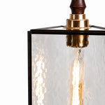 Bild in Gallery-Viewer laden, Clear textured glass shade detail