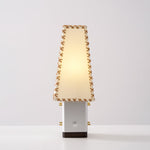 Charger l'image dans la visionneuse de galerie, Lampe de table géométrique moderne en métal – Abat-jour en parchemin pour éclairage de table de nuit