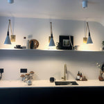 Cargar imagen en el visor de la Galería, Lámpara de pared vintage de metal con brazo oscilante ajustable M23