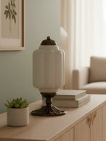 Charger l'image dans la visionneuse de galerie, Lampe de table Eloise en verre vintage